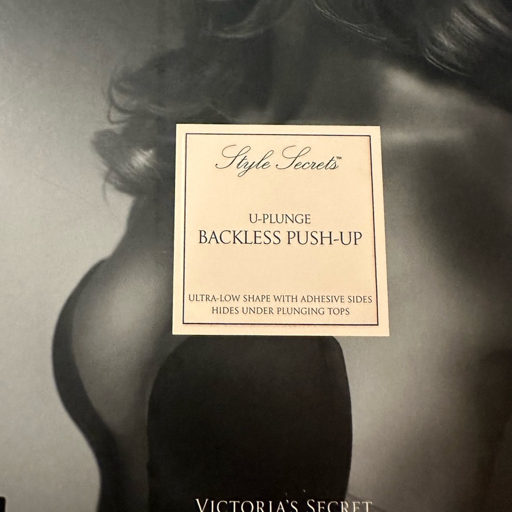 U-Plunge Backless Push-Up Bra